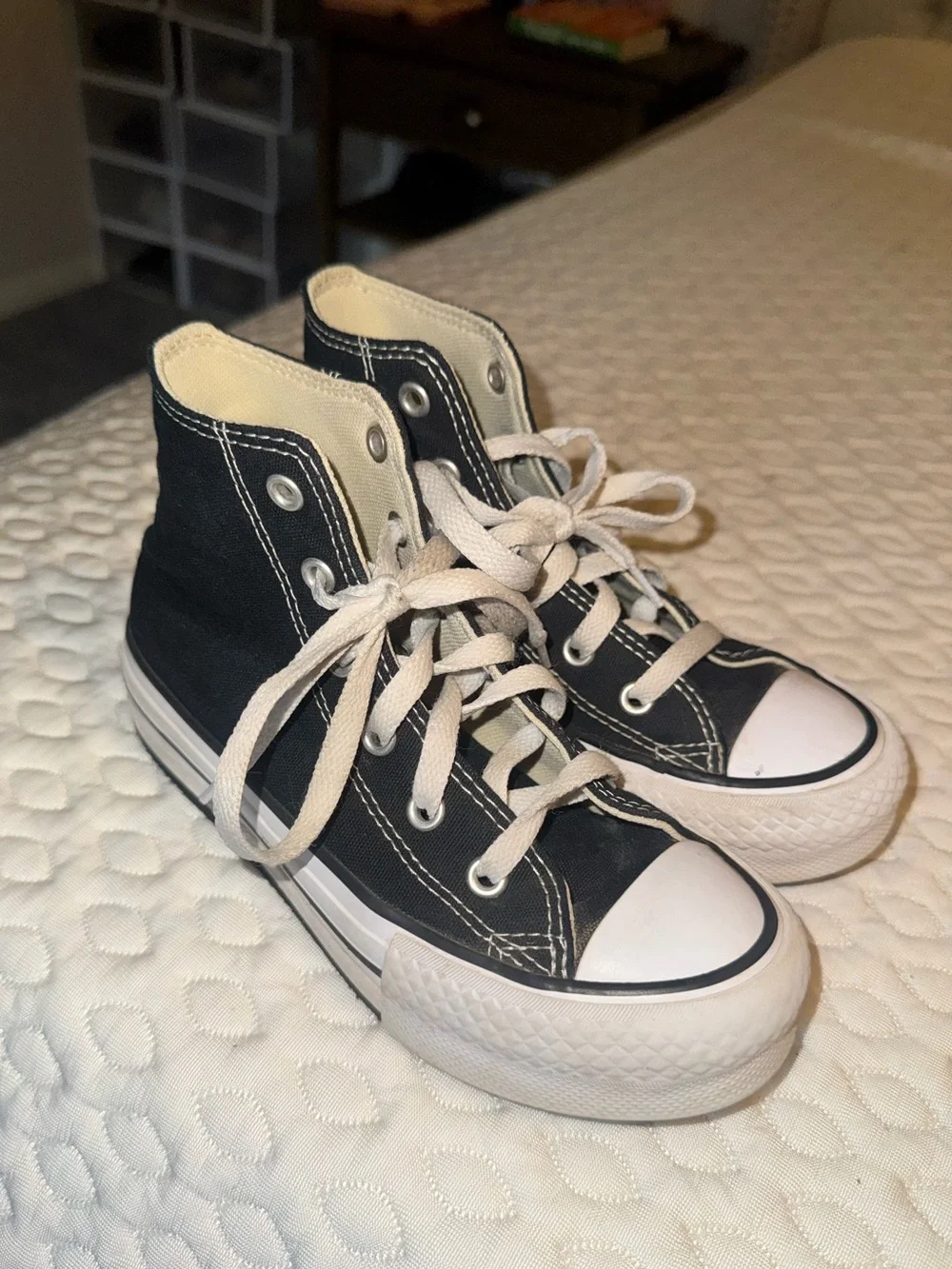 Converse platform Black and White High-Top